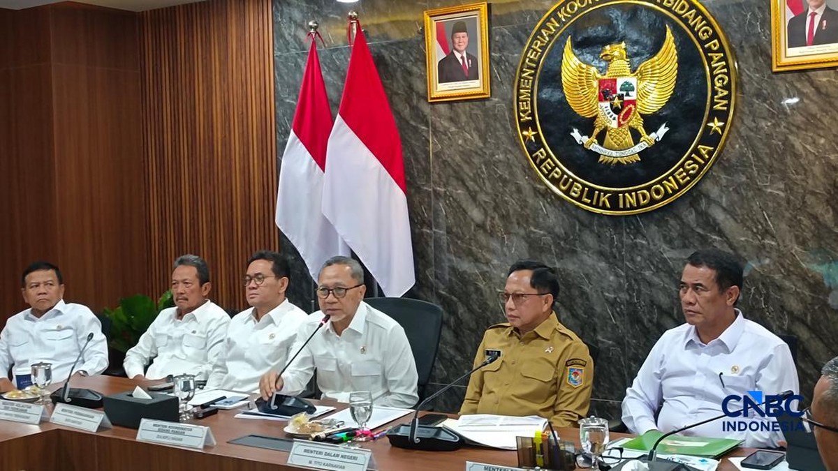 Zulhas Titahkan Bantuan 1 Juta Ton Beras Desil 1-4 Dipercepat, Kenapa?