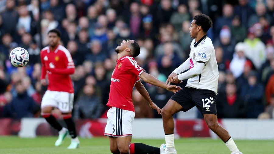 Manchester United kalah 0-3 dari Bournemouth dalam lanjutan pekan kedelapan Liga Inggris 2026/27 di Stadion Old Trafford pada Minggu (25/10/2026). (REUTERS/Chris Radburn)