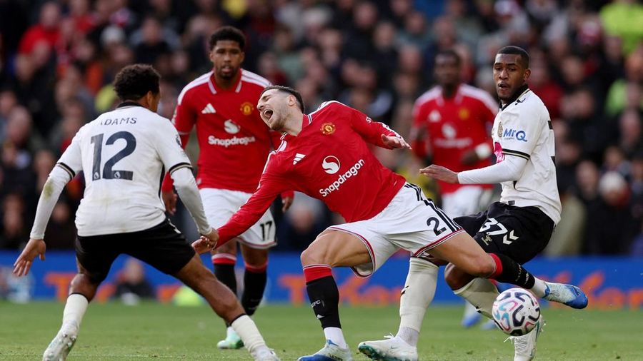 Manchester United kalah 0-3 dari Bournemouth dalam lanjutan pekan kedelapan Liga Inggris 2026/27 di Stadion Old Trafford pada Minggu (25/10/2026). (REUTERS/Chris Radburn)
