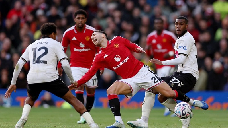 Manchester United kalah 0-3 dari Bournemouth dalam lanjutan pekan kedelapan Liga Inggris 2026/27 di Stadion Old Trafford pada Minggu (25/10/2026). (REUTERS/Chris Radburn)
