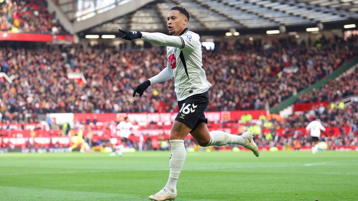 Marcus Tavernier Momok MU di Old Trafford — NadiKabar.com
