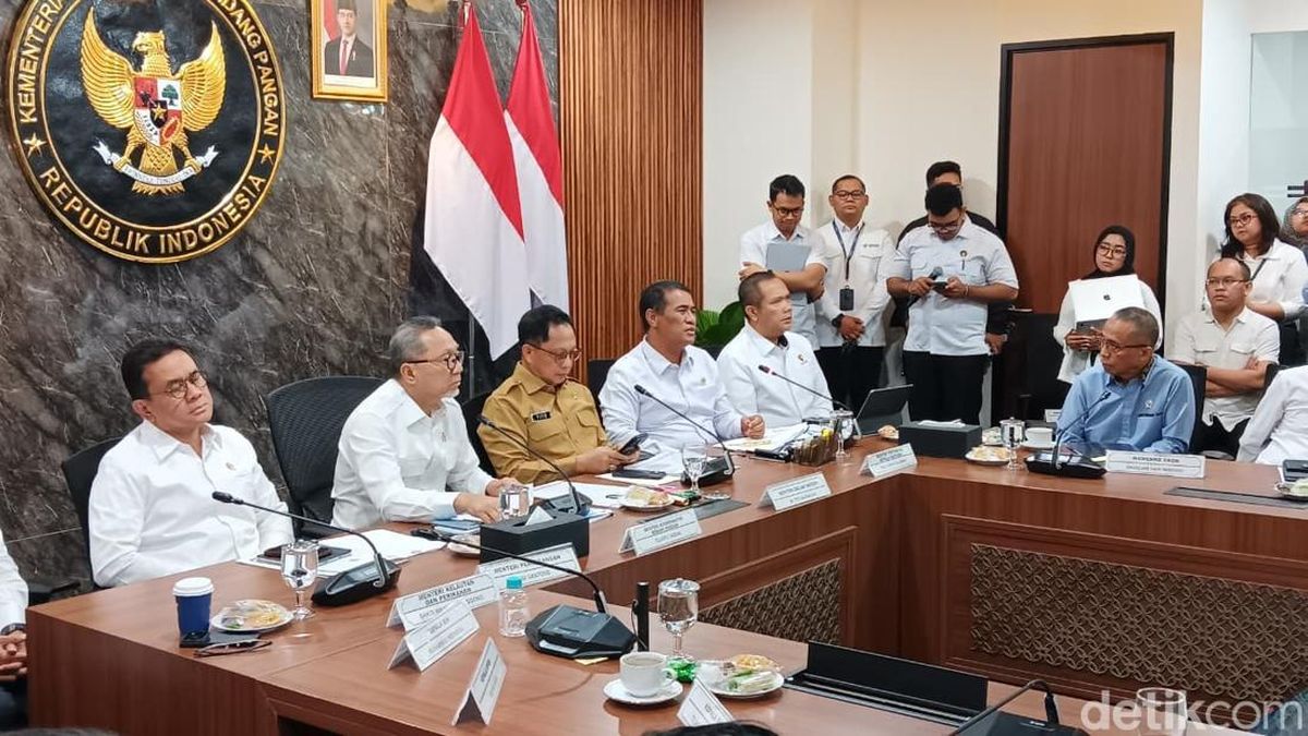 Mentan Klaim Stok Beras RI Capai 24,5 Juta Ton, Aman Sampai Agustus 2027 — NadiKabar.com