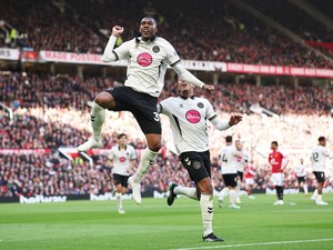 Old Trafford Taman Bermain Bournemouth