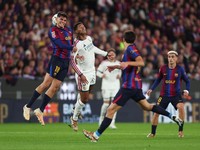 Real Madrid berhasil keluar sebagai pemenang dalam laga penuh gengsi melawan Barcelona pada pekan ke-10 Liga Spanyol di Camp Nou, Senin (26/10/2026) dini hari WIB. (REUTERS/Bruna Casas)