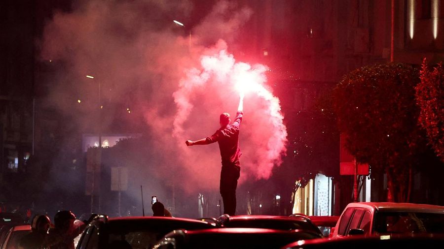 Gerakan mahasiswa Serbia menyatakan kemenangan dalam pemilihan parlemen yang digelar pada Minggu (25/10/2026), sekaligus mengakhiri 14 tahun kekuasaan Partai Progresif Serbia pimpinan Aleksandar Vucic. (REUTERS/Zorana Jevtic)