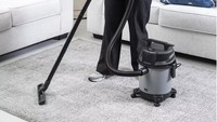 Apa Bedanya Vacuum Wet Dry dengan Vacuum Biasa? Ini Cara Memakainya 