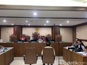 Ngaku Stres, Mafia Perkara Zarof Ricar Cabut 2 Keterangan di BAP