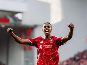 Isak Kini Sudah Sepadan Harga Transfernya
