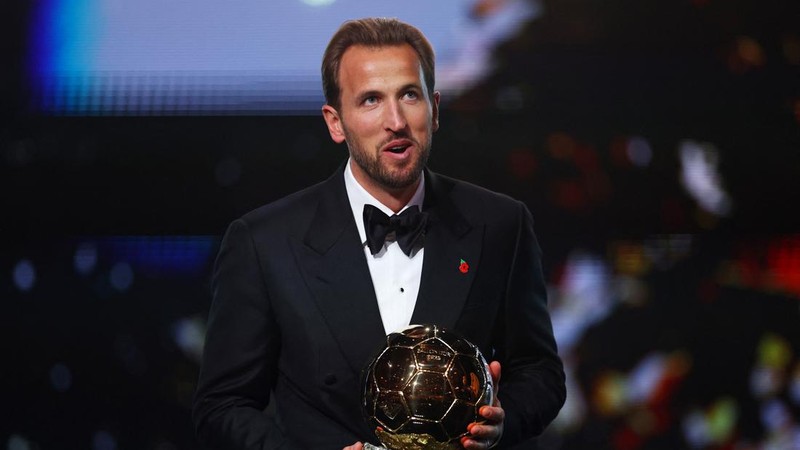 Bintang Bayern Munchen, Harry Kane dinobatkan sebagai peraih Ballon d'Or 2026 di London Palladium Theatre, London, Inggris, Senin (26/10) malam waktu setempat atau Selasa (27/10) dini hari WIB. (Action Images via Reuters/Matthew Childs)