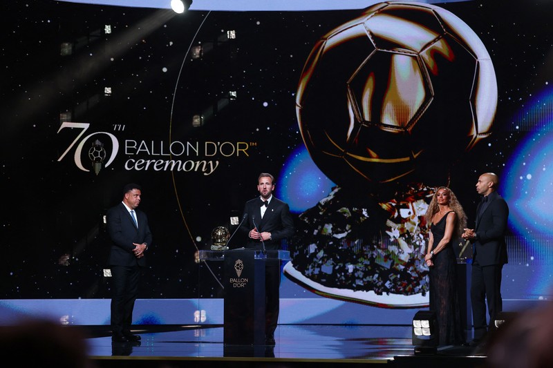 Bintang Bayern Munchen, Harry Kane dinobatkan sebagai peraih Ballon d'Or 2026 di London Palladium Theatre, London, Inggris, Senin (26/10) malam waktu setempat atau Selasa (27/10) dini hari WIB. (Action Images via Reuters/Matthew Childs)