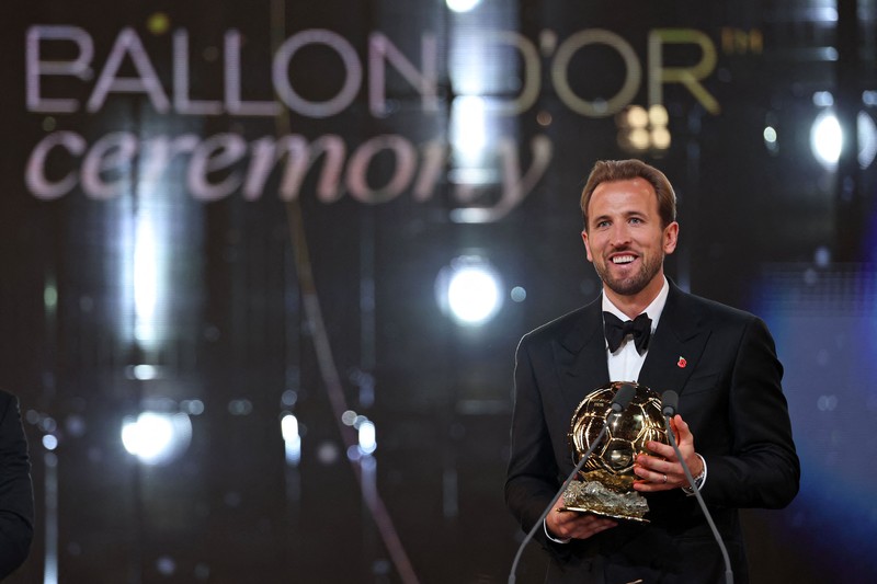 Bintang Bayern Munchen, Harry Kane dinobatkan sebagai peraih Ballon d'Or 2026 di London Palladium Theatre, London, Inggris, Senin (26/10) malam waktu setempat atau Selasa (27/10) dini hari WIB. (Action Images via Reuters/Matthew Childs)