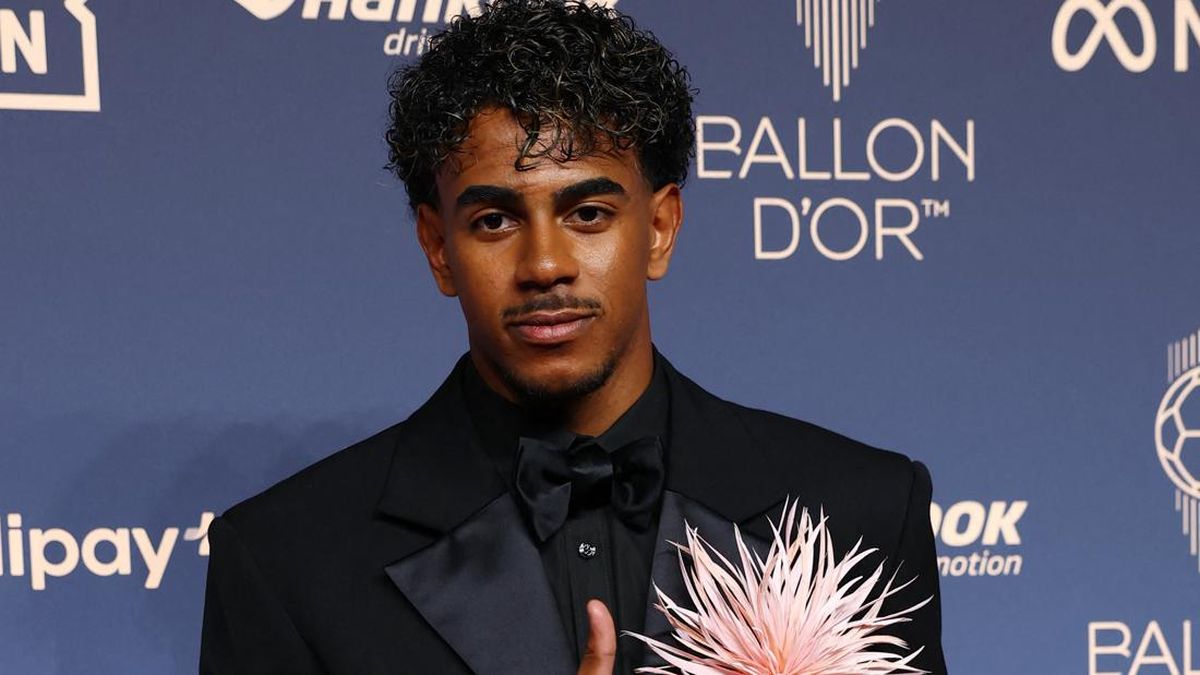 Lamine Yamal Tinggal Tunggu Waktu Raih Ballon d'Or — NadiKabar.com