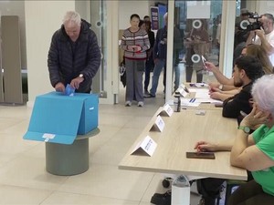 Video: Israel Gelar Pemilu, Partai Netanyahu Kalah Unggul di Hitung Cepat