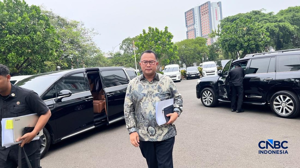 Prabowo Panggil Kepala BRIN, Ada Inovasi Pemadam Api dari Singkong!