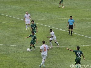 PSS Sleman Tertinggal 0-1 dari Borneo FC di Babak Pertama
