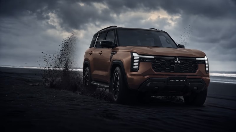Mitsubishi New Pajero di Thailand.