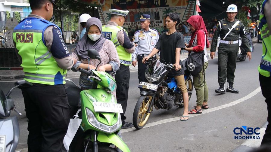 Polda Metro Jaya mengerahkan 2.938 personel gabungan dalam Operasi Patuh Jaya 2026 yang berlangsung selama 14 hari, mulai 26 Oktober hingga 8 November 2026.