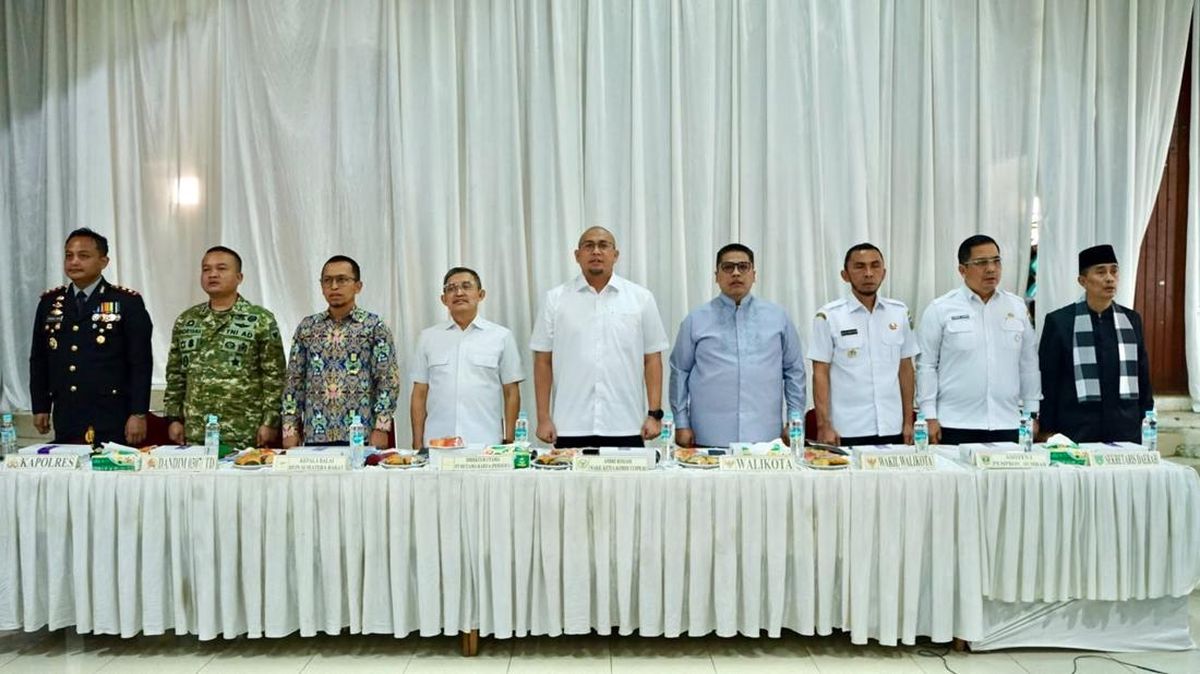 Kawal Pembangunan Tol Sicincin-Bukittinggi, Andre Rosiade Serap Aspirasi Warga Padang Panjang — NadiKabar.com