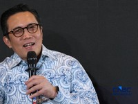 Direktur Utama Bursa Efek Indonesia (BEI), Jeffrey Hendrik saat menyampaikan pemaparan dalam Kearney 100 Years of Impact di The Ritz Carlton Pacific Place, Jakarta, Rabu (28/10/2026). (CNBC Indonesia/Muhammad Sabki)