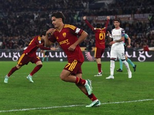 AS Roma Vs Cagliari Hujan Gol, Il Lupi Menang 4-2