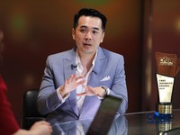 Head of Doctor Youthology Aesthetic Clinic David Leonard dalam acara The Future of Beauty: Driving Innovation, Safety, and Growth di Studio CNBC Indonesia, Jakarta, Rabu (28/10/2026). (CNBC Indonesia/Tri Susilo)