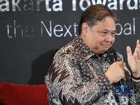 Menteri Koordinator Bidang Perekonomian, Airlangga Hartarto saat menyampaikan pemaparan dalam Kearney 100 Years of Impact di The Ritz Carlton Pacific Place, Jakarta, Rabu (28/10/2026). (CNBC Indonesia/Muhammad Sabki)