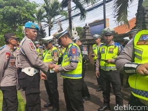 Personel Operasi Patuh Agung Polda Bali Diperiksa Provos Sebelum Bertugas