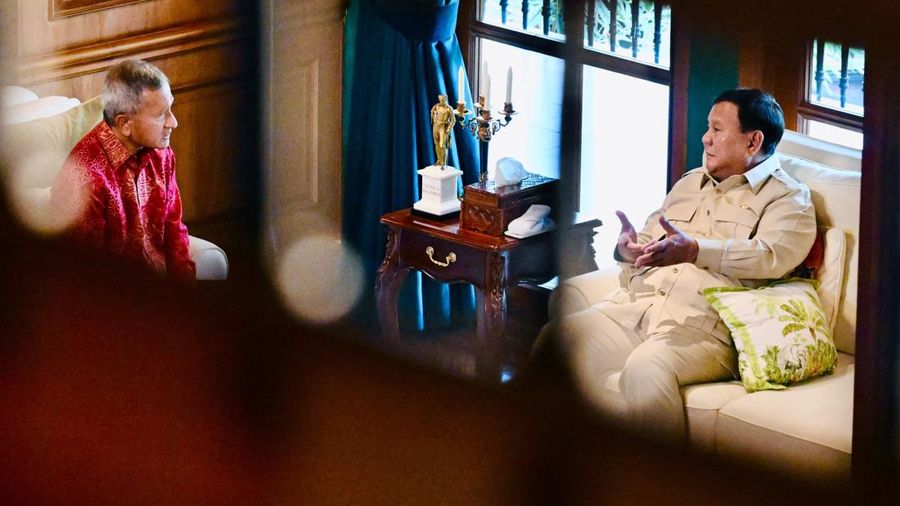 Presiden Prabowo Subianto menerima permohonan bertemu dari Menteri Luar Negeri Singapura, Vivian Balakrishnan, di kediaman Hambalang, Bogor, Jawa Barat, pada Rabu, (28/10/2026). (Instagram/sekretariat.kabinet)