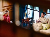 Presiden Prabowo Subianto menerima permohonan bertemu dari Menteri Luar Negeri Singapura, Vivian Balakrishnan, di kediaman Hambalang, Bogor, Jawa Barat, pada Rabu, (28/10/2026). (Instagram/sekretariat.kabinet)