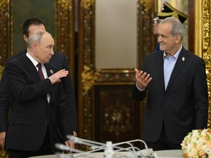 Presiden Iran Bertemu Putin di Moskow: Kita Bisa Selesaikan Masalah Tanpa AS