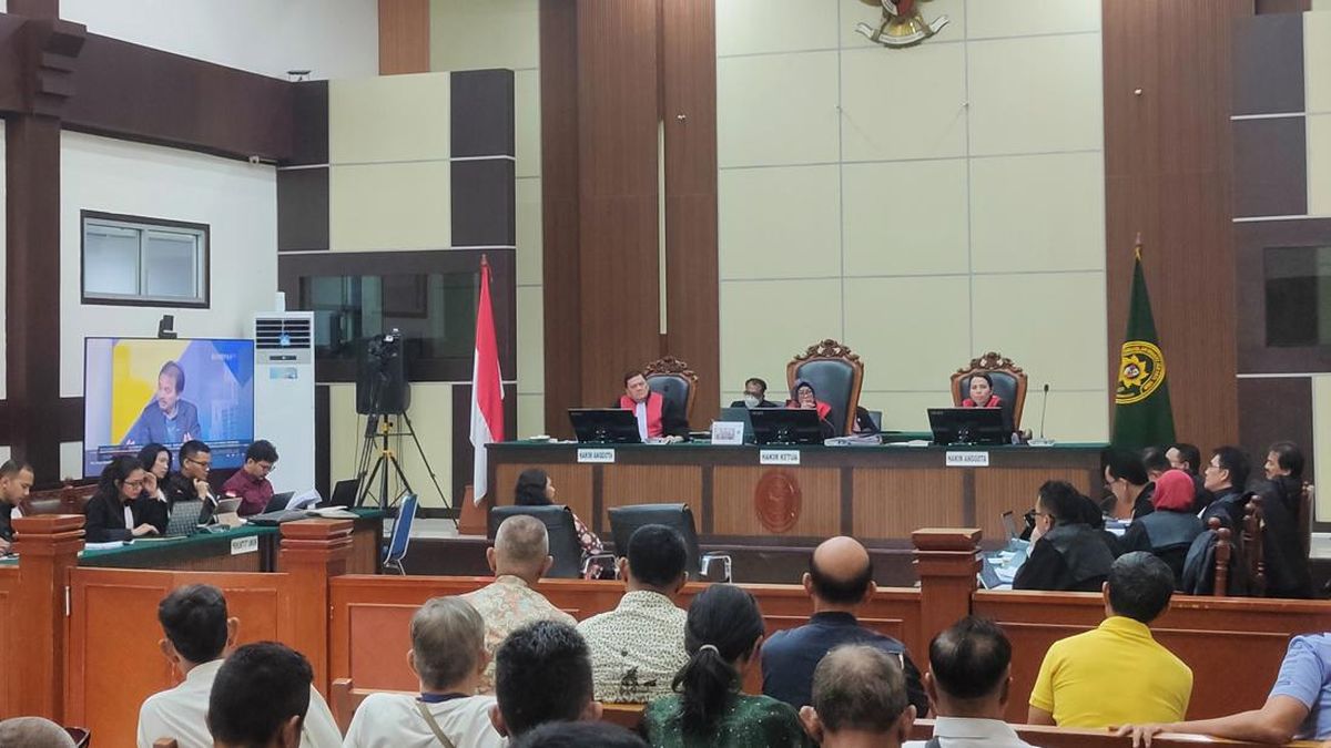 Sidang Roy Suryo Panas, Saksi dan Pengacara Saling Bentak! — NadiKabar.com