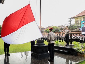 Kapolda Bali Pimpin Upacara Peringatan Hari Sumpah Pemuda Ke-98