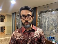 Wakil Ketua Asosiasi Produsen Perhiasaan Indonesia Arief Budiman saat ditemui di kantor Kementerian Perindustrian, Jakarta Selatan, Rabu (28/10/2026). (CNBC Indonesia/Fergi Nadira)
