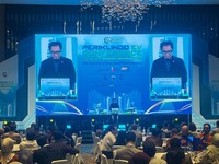Wamenperin Faisol Riza dalam Periklindo Electric Vehicle Conference di Jakarta Pusat, Rabu (28/10/26). (CNBC Indonesia/Ferry Sandi)