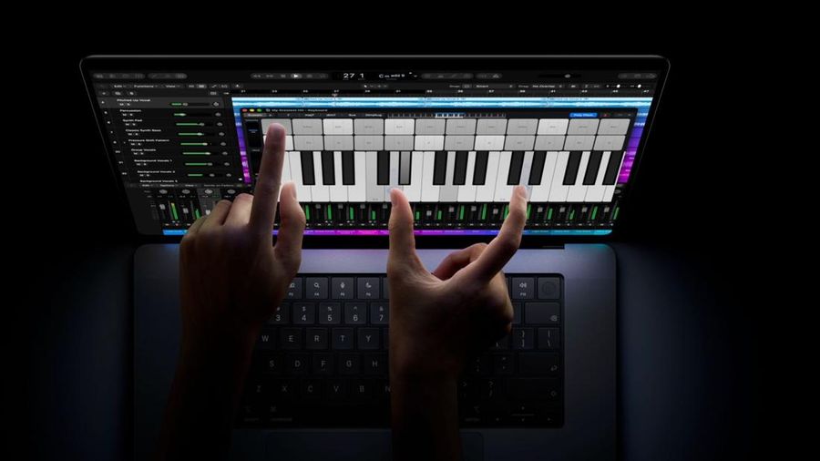 Apple hari ini memperkenalkan MacBook Pro terbaru dengan Layar PROLED XDR. (Dok. Apple)