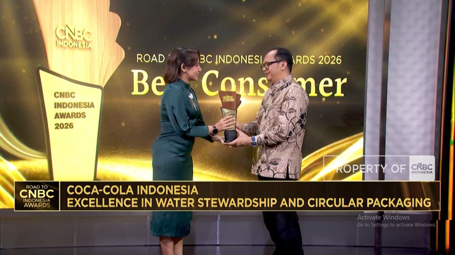 Coca-Cola Indonesia Raih "Excellence in Water Stewardship and Circular Packaging"