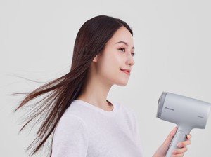 3 Rekomendasi Hair Dryer yang Bantu Rawat Kelembapan Rambut
