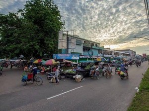Curhat Pedagang di Palangka Raya: Harga Beras Naik Tiap Pekan, Omzet Turun