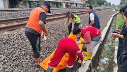 Tragis Pegawai SPPG Jogja Tewas Tertabrak KA di Bantul