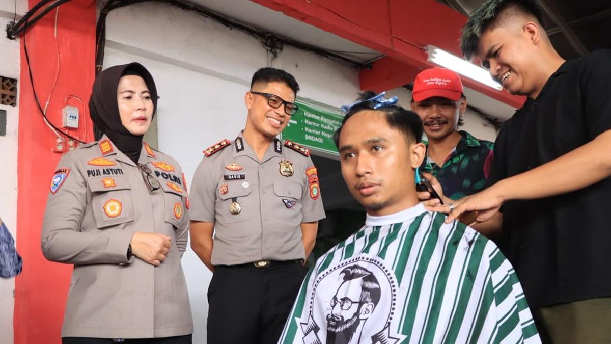 38 Anggota Ormas Kota Bekasi Dibekali Keahlian Cukur Rambut Lewat 'Poliran' — NadiKabar.com