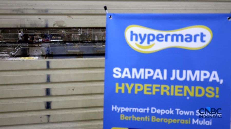 Suasana Gerai Hypermart yang resmi berhenti beroperasi di pusat perbelanjaan Depok Town Square (Detos), Jawa Barat, Kamis (29/10/2026).