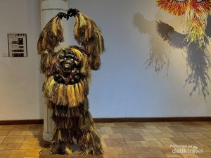 Pameran Seni Keren dari Sampah, Membawa Pesan Luka Bumi Akibat Manusia