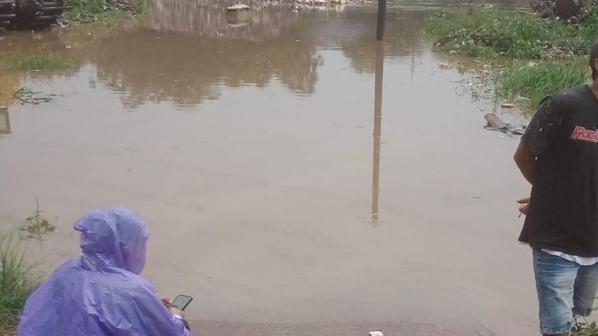 Sempat Surut, Bulak Barat Depok Kini Banjir Lagi Usai Hujan Deras — NadiKabar.com