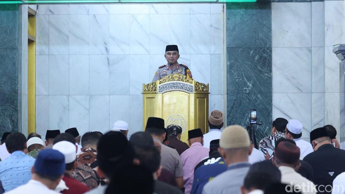 Jumat Keliling, Kapolda Jatim Sampaikan Pesan Keamanan dan Ketertiban — NadiKabar.com