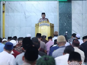 Kapolda Jatim Implementasi Polisi Bersama Masyarakat Lewat Jumat Keliling