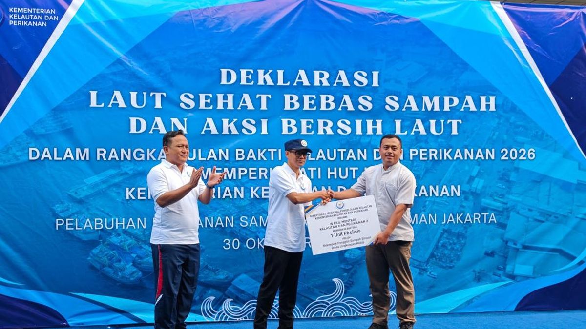 Peringati HUT Ke-27, KKP Gelar Aksi Bersih Laut di PPS Nizam Zachman — NadiKabar.com