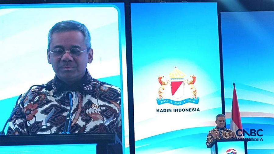 Menteri Keuangan (Menkeu), Suahasil Nazara saat menyampaikan pemaparan dalam Rapimnas Kadin Indonesia di Jakarta, Jumat (30/10/2026). (CNBC Indonesia/Robertus Andrianto Serin)
