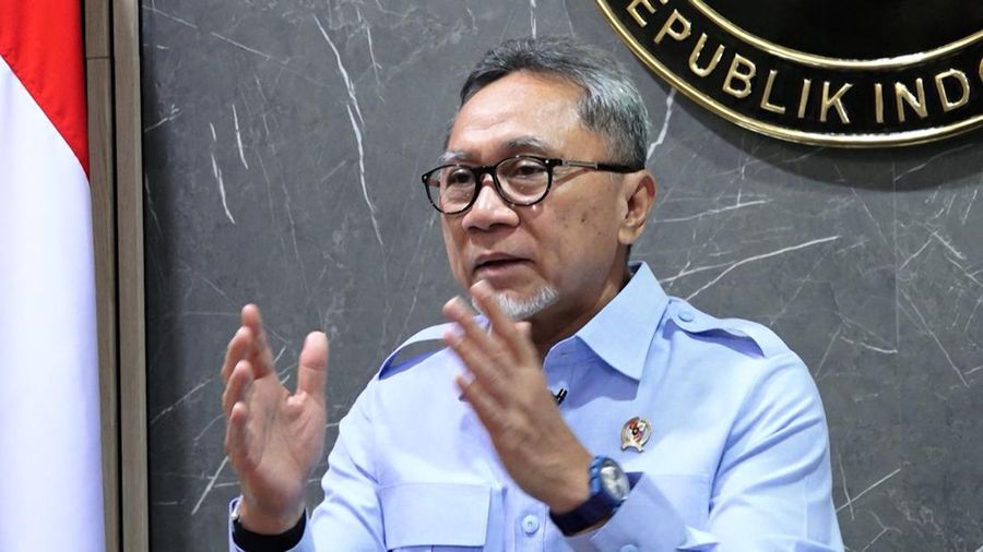 Menteri Koordinator Bidang Pangan RI Zulkfli Hasan meyampaikan pemaparannya dalam acara World Food Day Inovasi untuk Kedaulatan Pangan Indonesia di Jakarta, Jumat (30/10/2026). (Tangkapan layar CNBC TV)