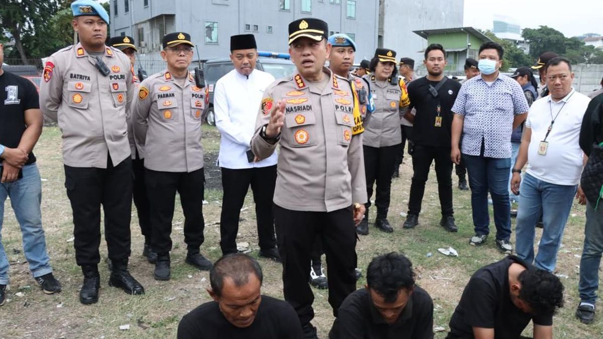 Polisi Gerebek Kampung Boncos Jakbar, 3 Orang Ditangkap Terkait Narkoba — NadiKabar.com