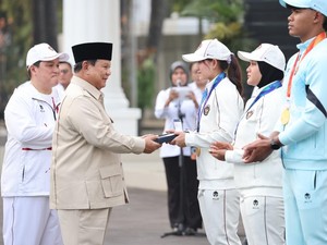 Prabowo Berikan Bonus untuk Atlet Berprestasi di Asian Games & Para Games